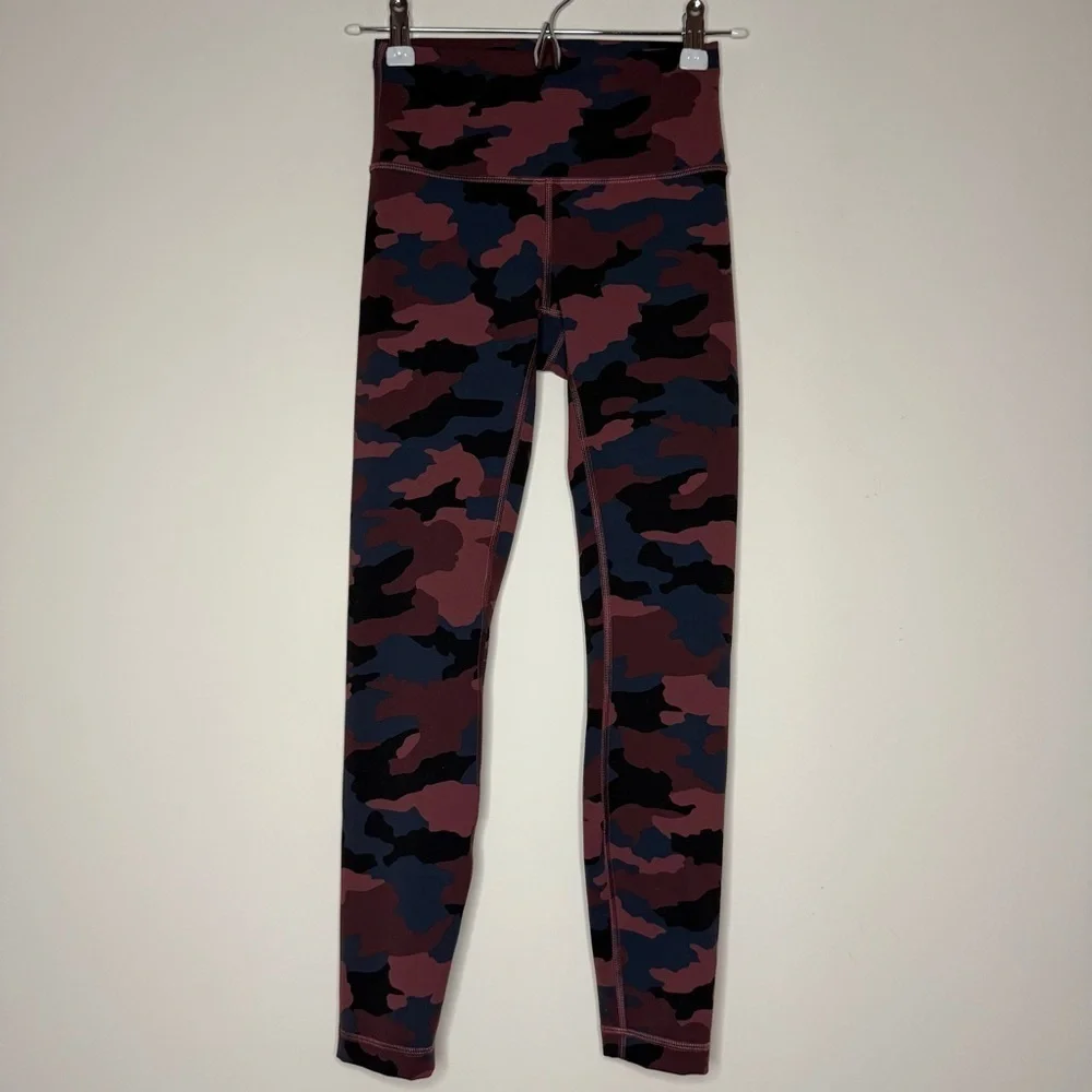 LULULEMON Wunder Under 26” Inseam Yoga Legging in Camo Smoky Red Night Sea Multi